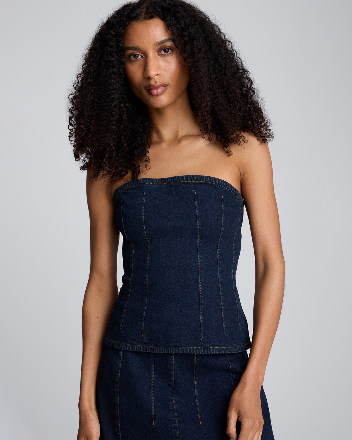 Top tipo bustier con fruncido para mujer