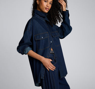 Camisa abotonada de estilo oversize para mujer