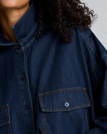 Camisa abotonada de estilo oversize para mujer