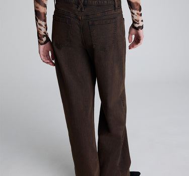 Pantalón tipo jean de corte boyfriend para mujer
