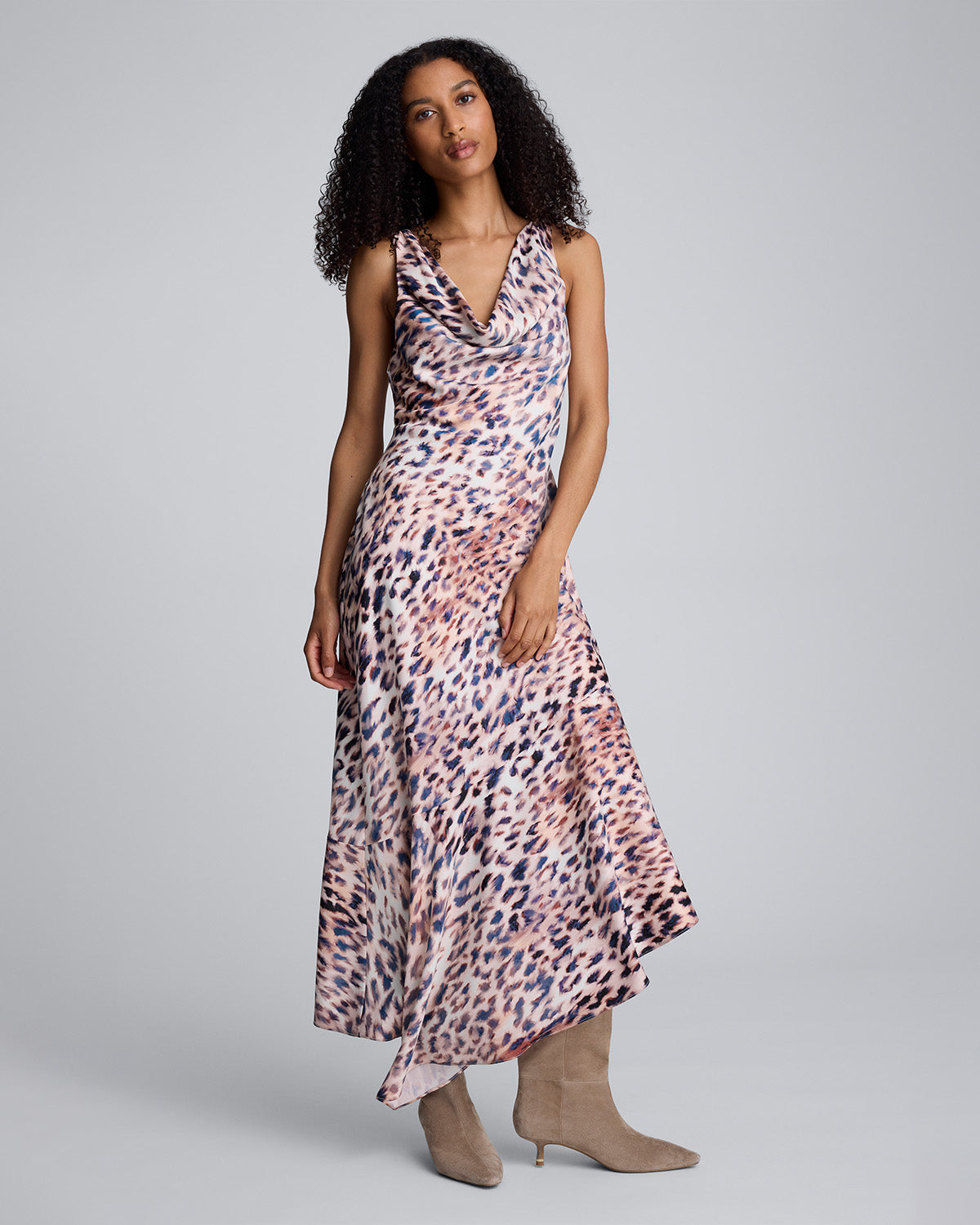 Vestido asimétrico con escote drapeado para mujer
