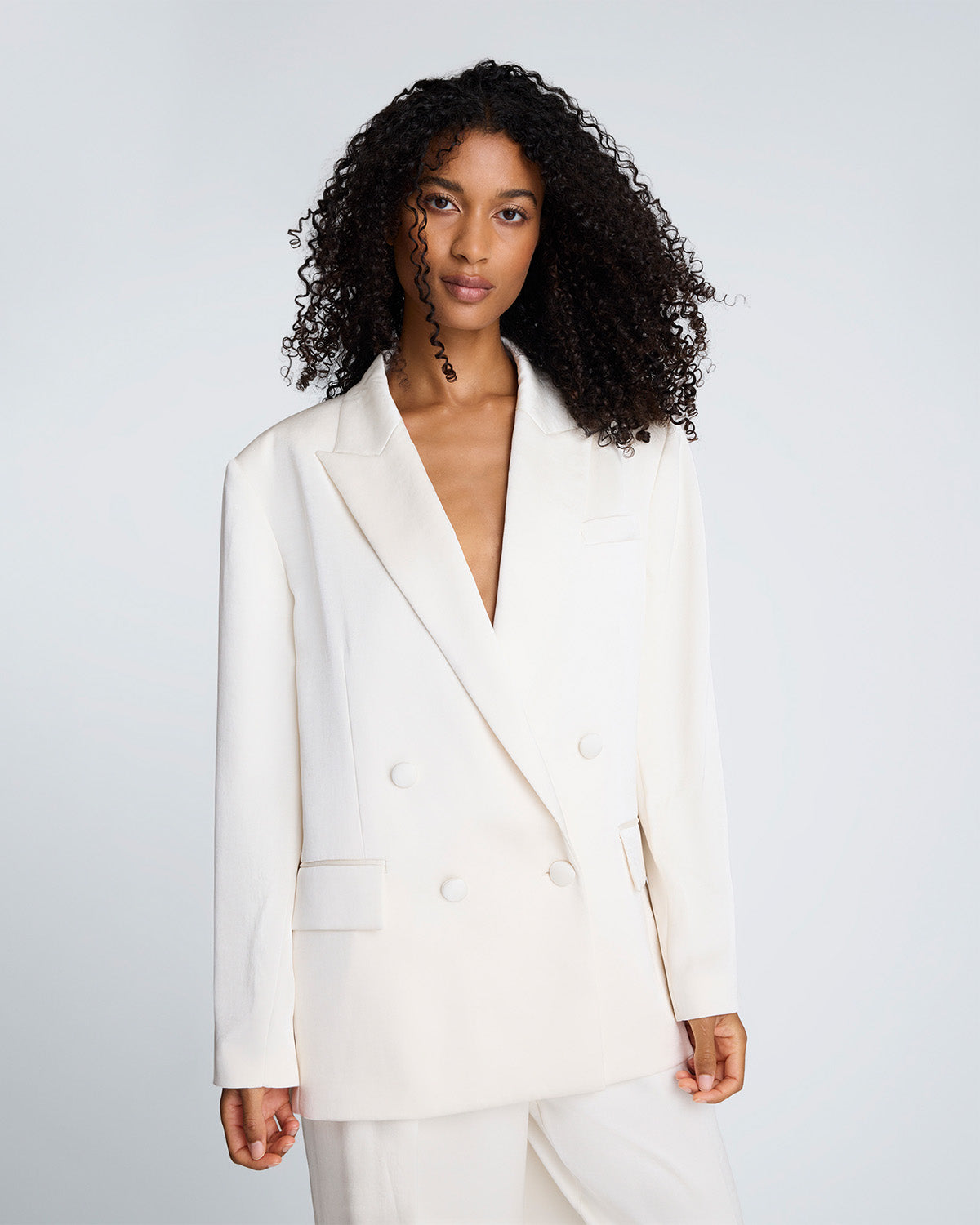 Blazer de satín para mujer