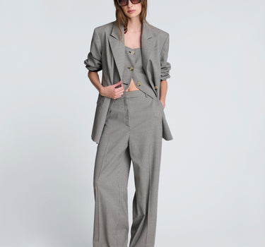 Pantalón boyfriend de tiro alto con corte ancho delantero para mujer