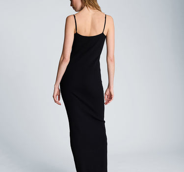 Vestido largo silueta ajustada para dama