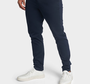 Pantalón casual tipo jean para hombre