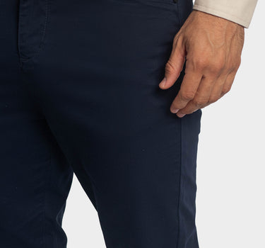 Pantalón casual tipo jean para hombre
