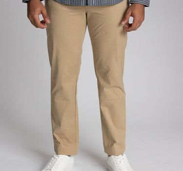 Pantalón casual tipo jean para hombre