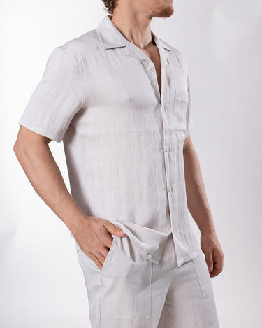 Camisa casual manga corta diseño clásico regular fit para hombre