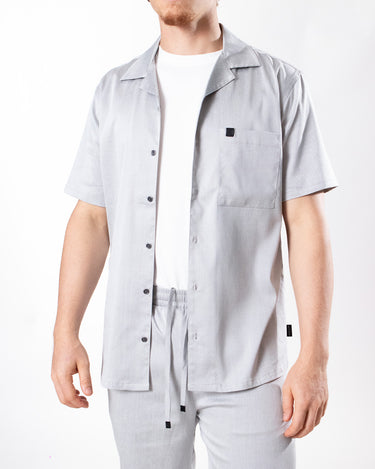 Camisa manga corta con bolsillo regular fit para hombre