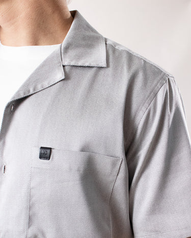 Camisa manga corta con bolsillo regular fit para hombre