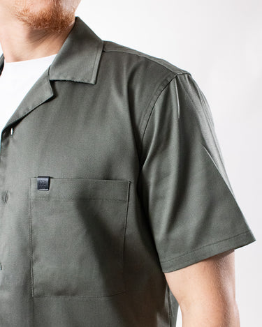 Camisa manga corta con bolsillo regular fit para hombre