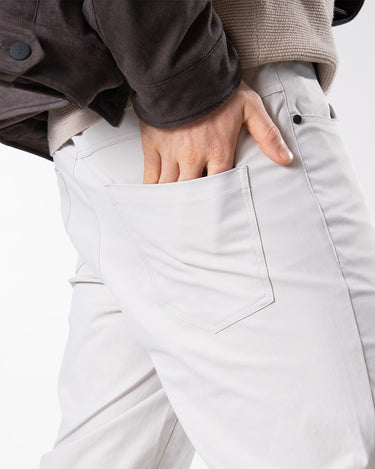 Pantalón casual diseño clásico regular fit para hombre