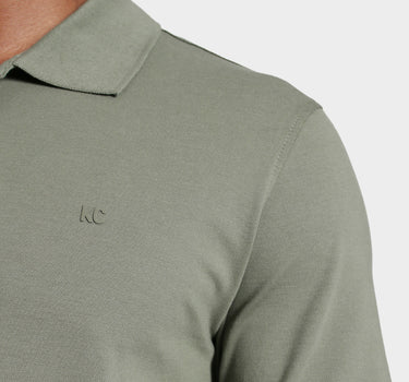 Polo fondo entero para hombre olive