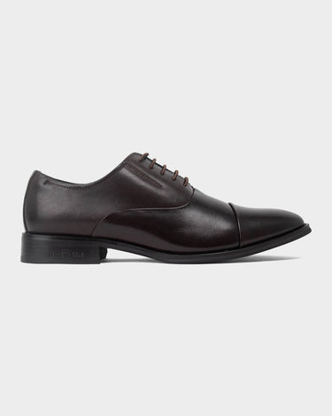 Zapatos de vestir de cuero para hombre tully toe cap