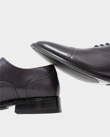Zapatos de vestir de cuero para hombre trevor toe cap