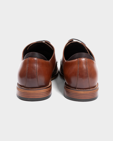 Zapatos de vestir de cuero para hombre trevor derby b