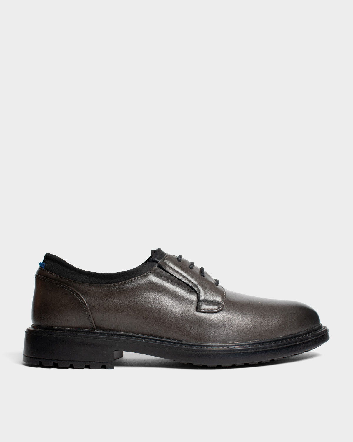 Zapatos casuales para hombre the core derby